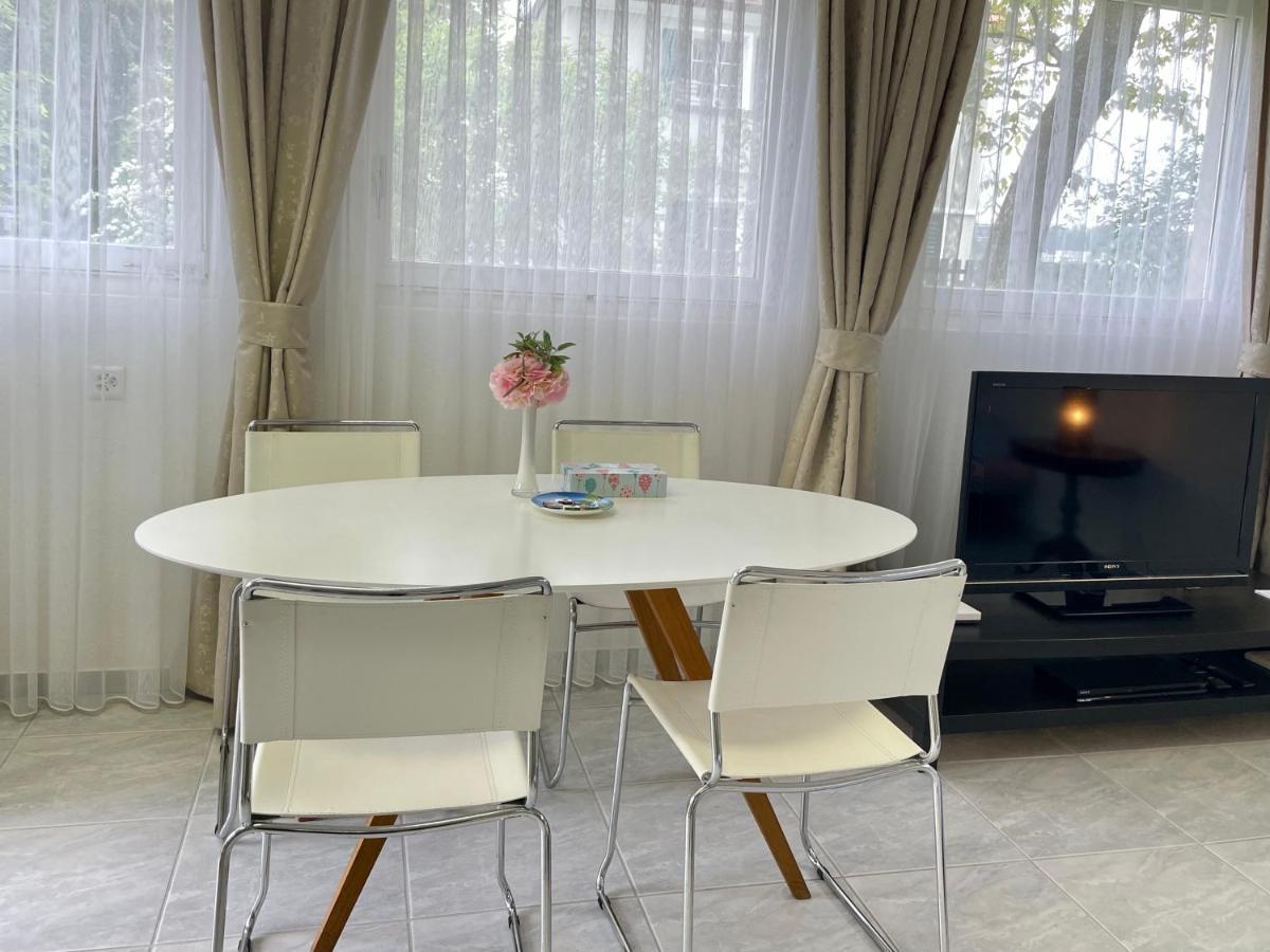 Studio In Stadtnaehe Zuerich Mit Guter Verkehrsanbindung Adliswil Luaran gambar